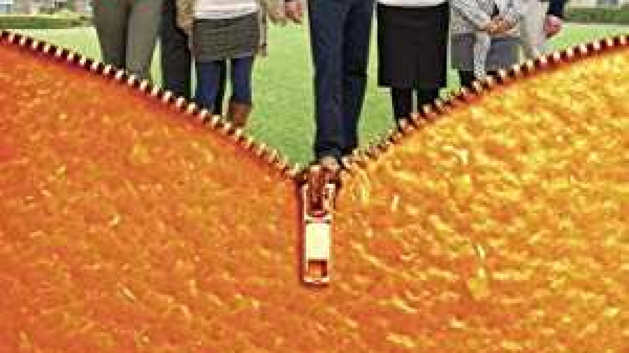 فيلم The Oranges 2011 مترجم