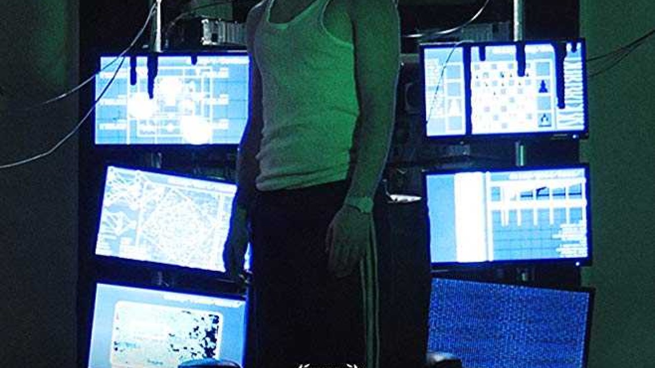 مشاهدة فيلم CTRL 2018 مترجم