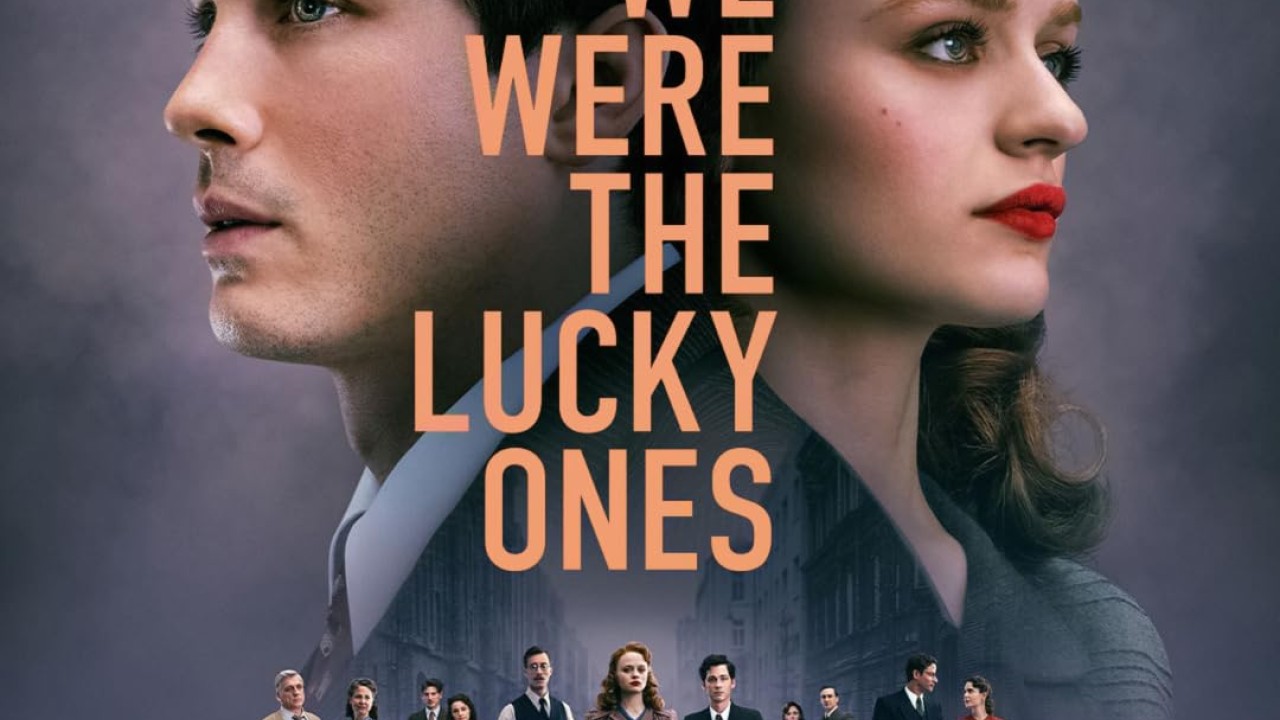 مشاهدة مسلسل We Were the Lucky Ones موسم 1 حلقة 1