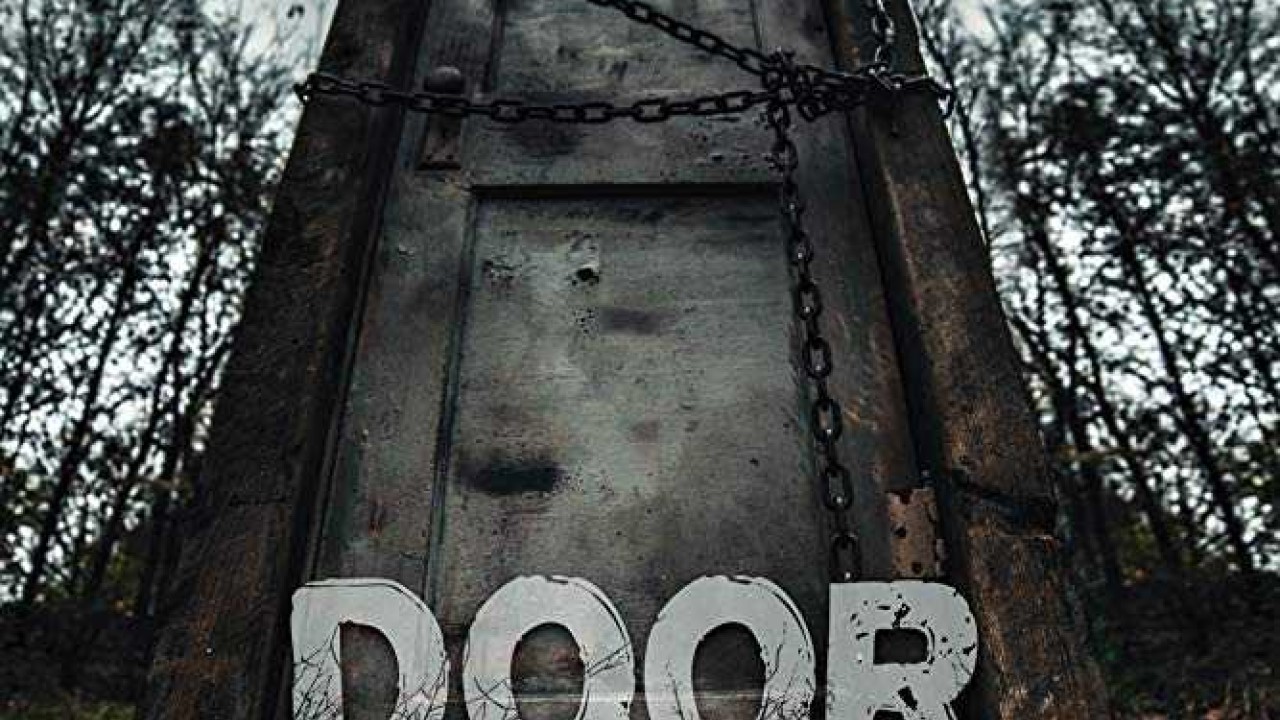 مشاهدة فيلم Door in the Woods 2019 مترجم
