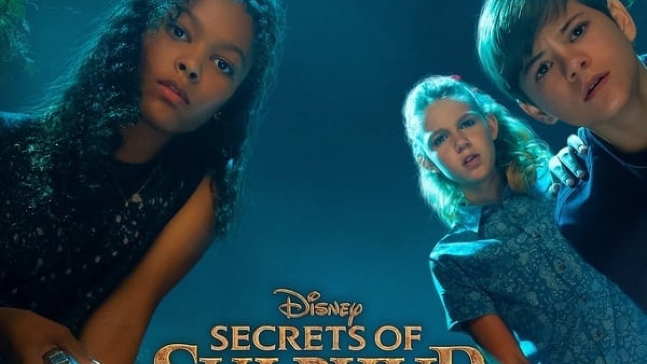 مشاهدة مسلسل Secrets of Sulphur Springs موسم 1 حلقة 1