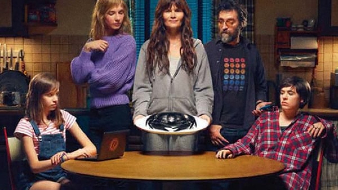 مشاهدة مسلسل Mythomaniac موسم 2 حلقة 6 والاخيرة