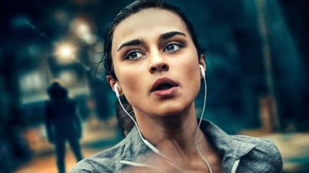 مشاهدة فيلم A Thousand Little Cuts 2022 مترجم