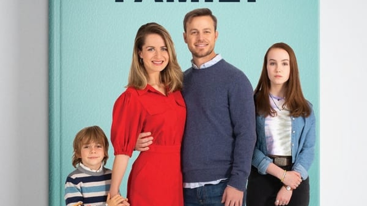 مشاهدة فيلم The Guide to the Perfect Family 2021 مترجم