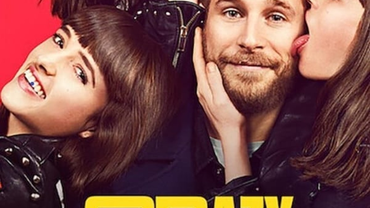 مشاهدة فيلم Crazy About Her 2021 مترجم