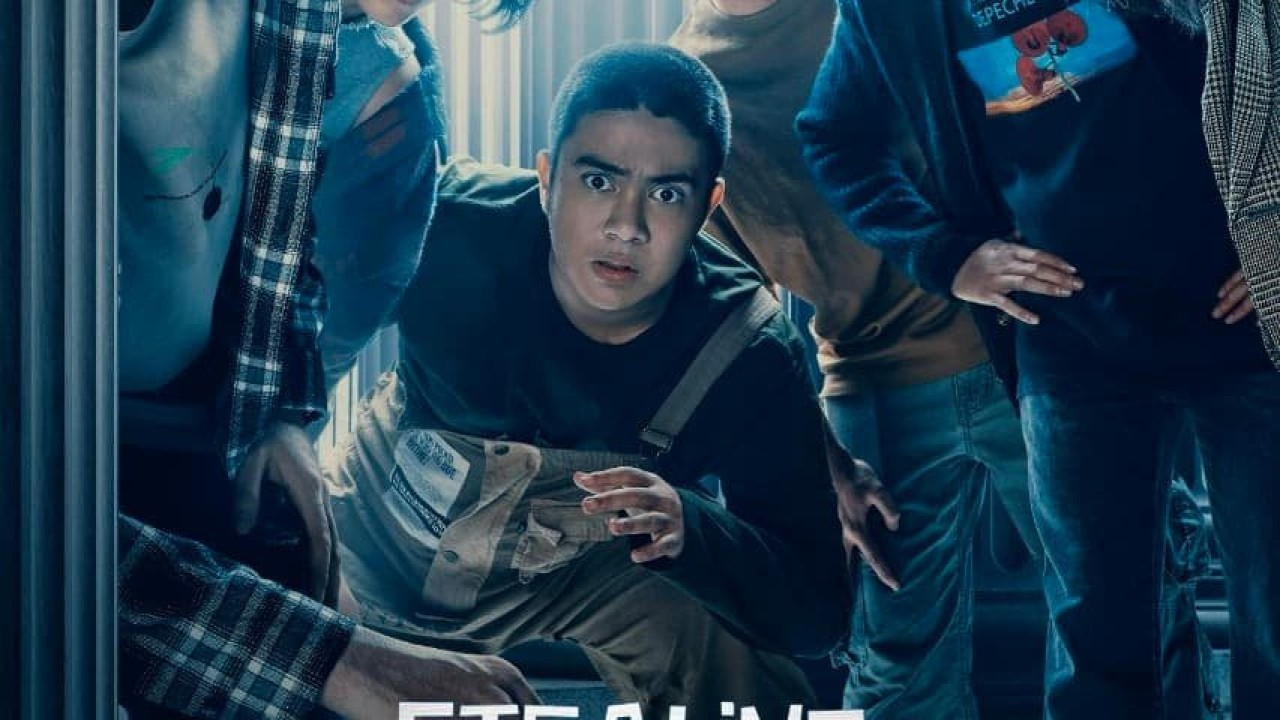 مشاهدة فيلم Stealing Raden Saleh 2022 مترجم