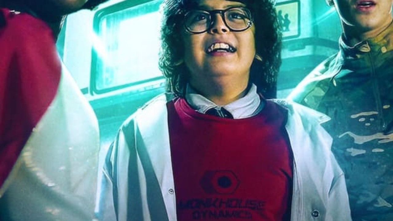 مشاهدة مسلسل The Last Bus موسم 1 حلقة 1