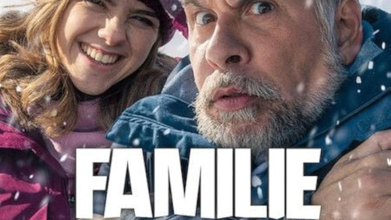 مشاهدة فيلم Almost Family مترجم