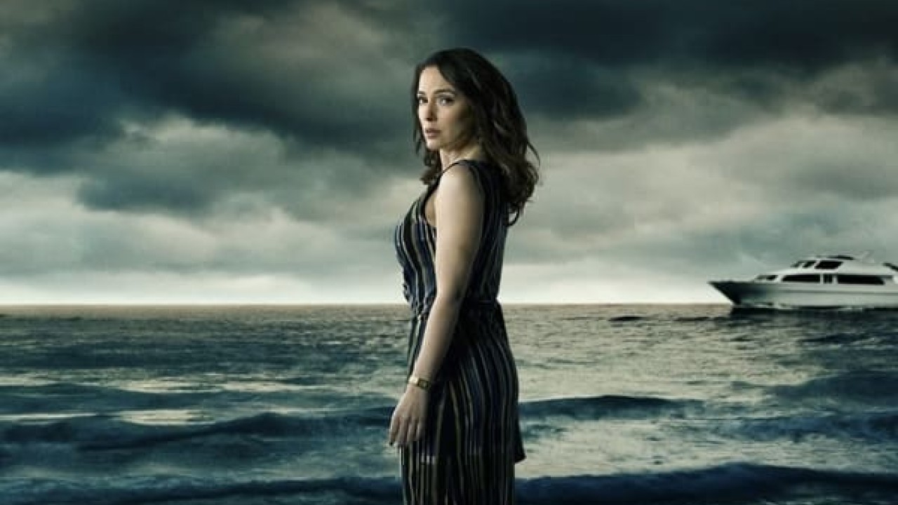 مشاهدة فيلم Drowning in Secrets 2022 مترجم